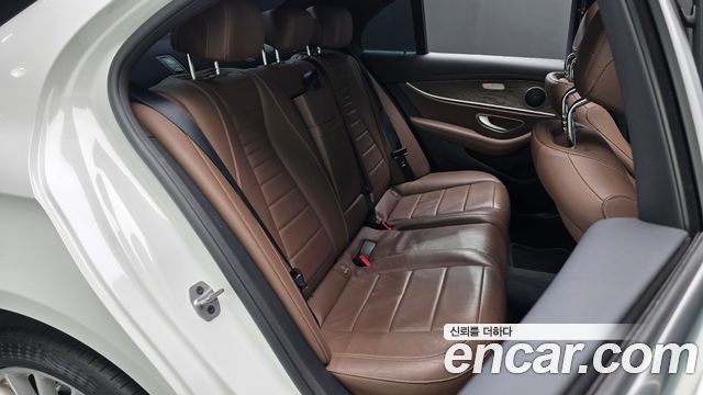 Mercedes-Benz E-Class (W213) E250 Exclusive 2021 — фото 11