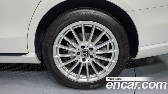Mercedes-Benz E-Class (W213) E250 Exclusive 2021 — фото 21