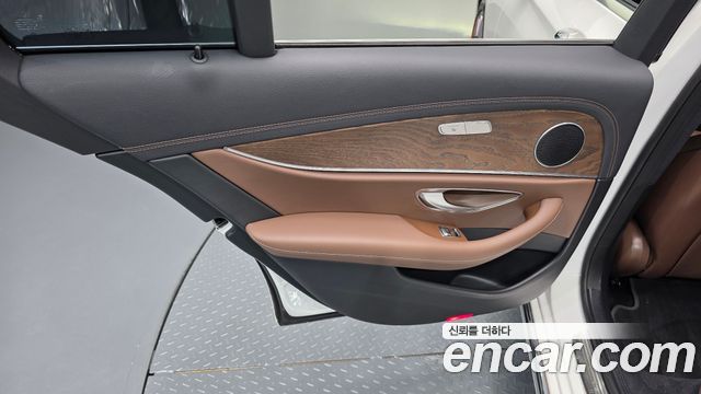 Mercedes-Benz E-Class (W213) E250 Exclusive 2021 — фото 25