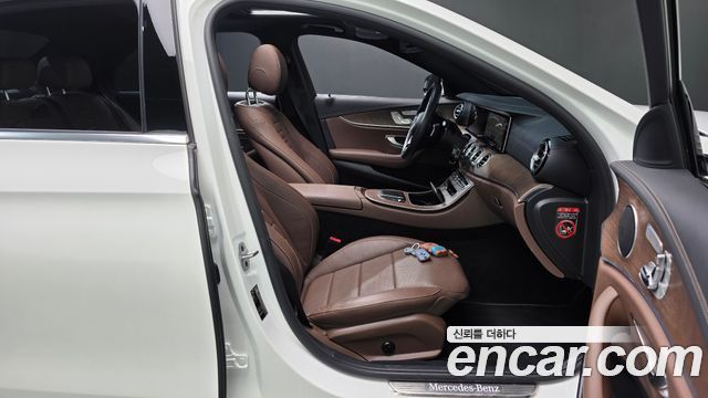 Mercedes-Benz E-Class (W213) E250 Exclusive 2021 — фото 26
