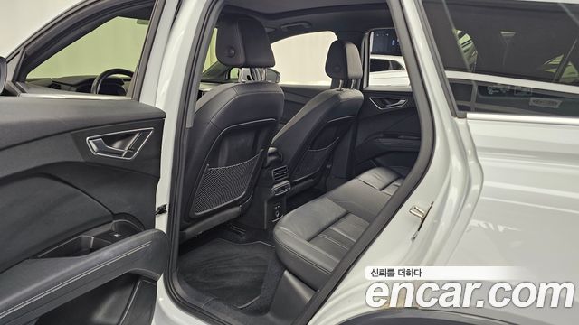 Audi Q4 e-tron (F4) 40 Premium 2022 — фото 12