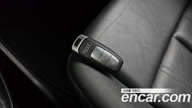 Audi Q4 e-tron (F4) 40 Premium 2022 — фото 15