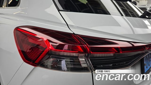 Audi Q4 e-tron (F4) 40 Premium 2022 — фото 23