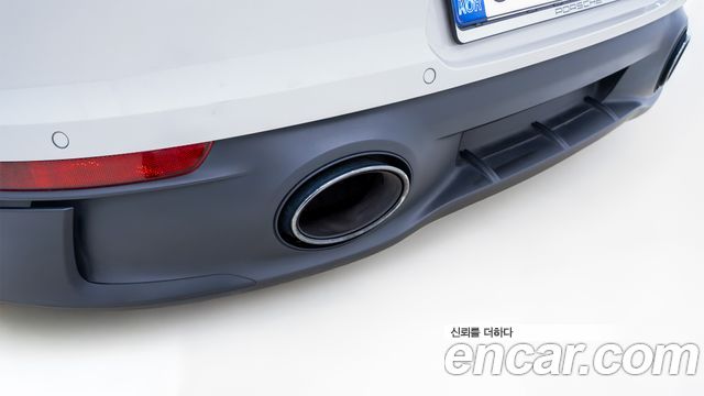 Porsche 911 (992) Carrera 4 GTS 2022 — фото 10