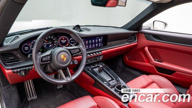 Porsche 911 (992) Carrera 4 GTS 2022 — фото 15