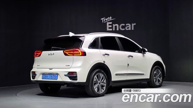 Kia Niro EV Prestige 2022 — фото 2