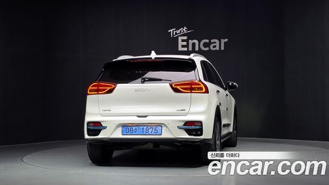Kia Niro EV Prestige 2022 — фото 4