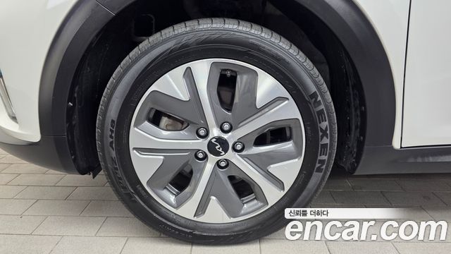 Kia Niro EV Prestige 2022 — фото 5