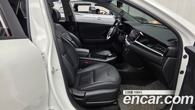 Kia Niro EV Prestige 2022 — фото 11