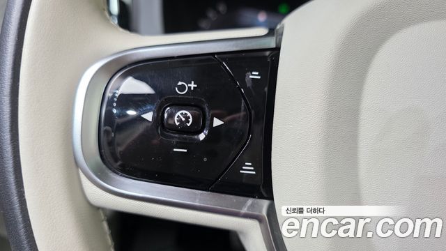 Volvo XC60 (II) B5 Ultimate Bright 2024 — фото 20