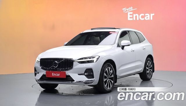 Volvo XC60 (II) B5 Ultimate Bright 2024 — фото 1