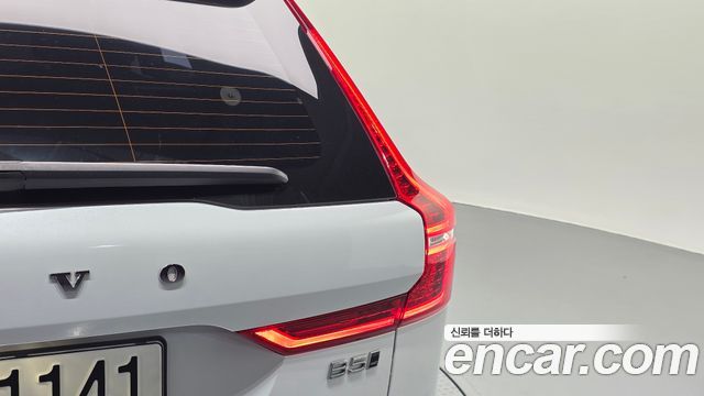 Volvo XC60 (II) B5 Ultimate Bright 2024 — фото 23