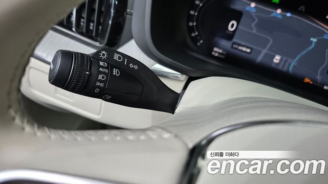 Volvo XC60 (II) B5 Ultimate Bright 2024 — фото 29