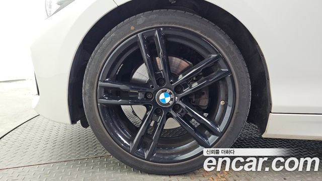 BMW 1 Series (F20) 118d M Sport Shadow 5 Door 2018 — фото 5