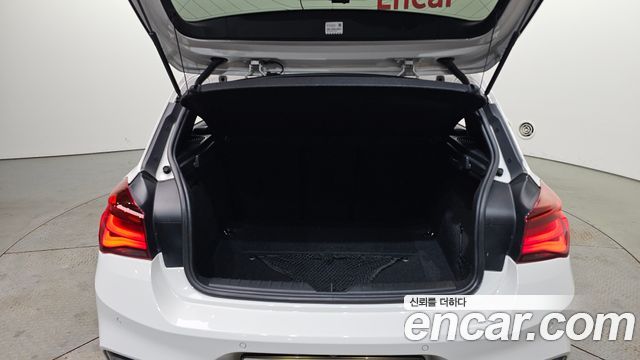 BMW 1 Series (F20) 118d M Sport Shadow 5 Door 2018 — фото 20
