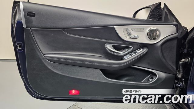 Mercedes-Benz C-Class (W205) C200 Cabriolet 2019 — фото 29