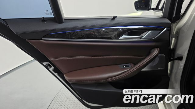 BMW 5 Series (G30) 540i xDrive M Sport Plus 2018 — фото 25