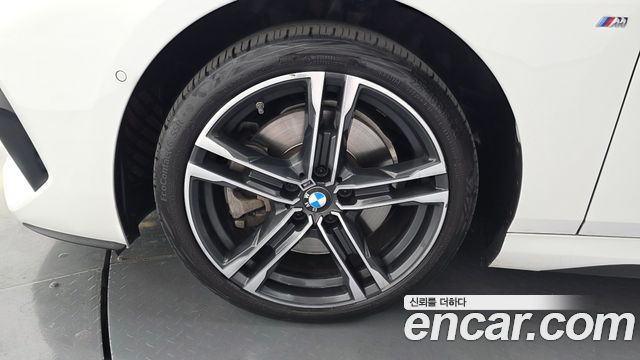 BMW 2 Series Gran Coupe (F44) 220i M Sports 2023 — фото 5