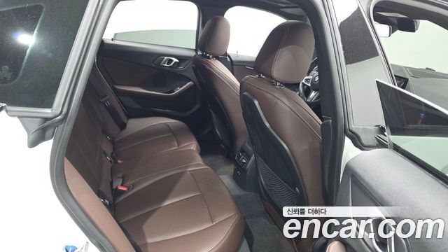 BMW 2 Series Gran Coupe (F44) 220i M Sports 2023 — фото 12