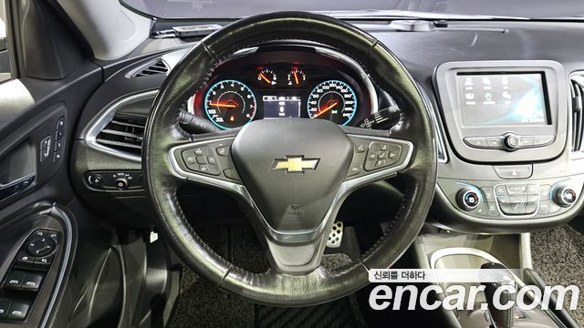 Chevrolet Malibu 1.5 Turbo LT Deluxe 2017 — фото 12
