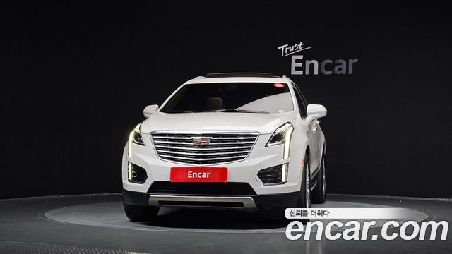Cadillac XT5 3.6 Platinum 2017 — фото 3