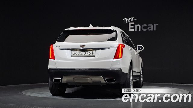 Cadillac XT5 3.6 Platinum 2017 — фото 4