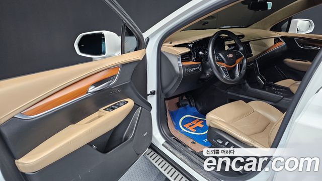Cadillac XT5 3.6 Platinum 2017 — фото 10