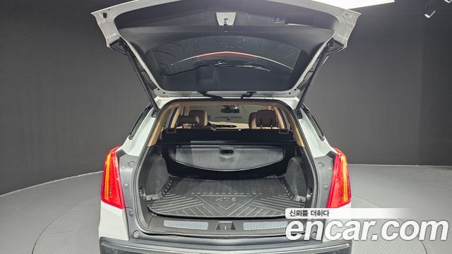 Cadillac XT5 3.6 Platinum 2017 — фото 20
