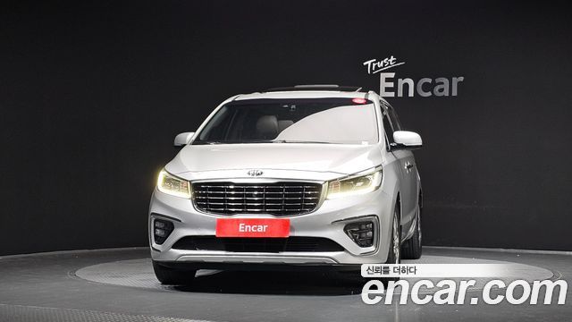 Kia Carnival 9-Seater Noblesse Special 2019 — фото 3