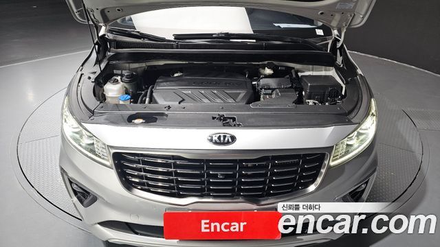 Kia Carnival 9-Seater Noblesse Special 2019 — фото 6