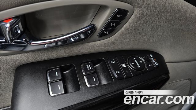 Kia Carnival 9-Seater Noblesse Special 2019 — фото 12