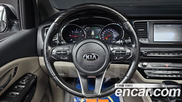 Kia Carnival 9-Seater Noblesse Special 2019 — фото 14