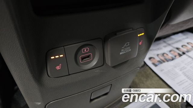Kia Carnival 9-Seater Noblesse Special 2019 — фото 18