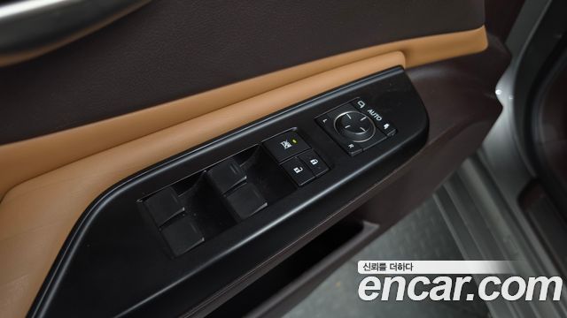 Lexus ES300h (VII) Executive 2019 — фото 29