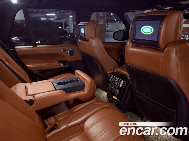 Land Rover Range Rover (IV) 4.4 SDV8 AB DIESEL 2017 — фото 10