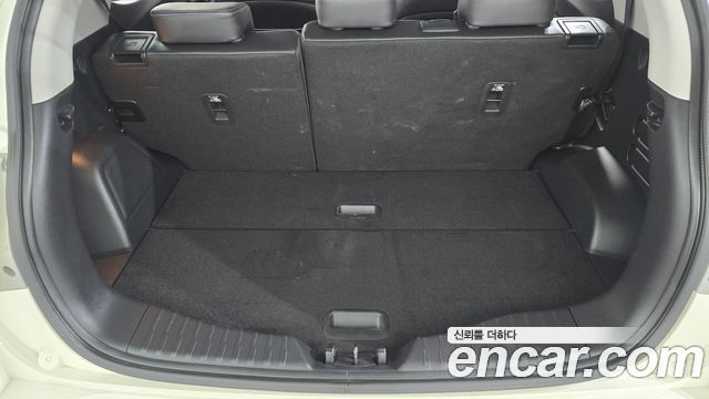 KG Mobility (SsangYong) Tivoli Diesel TX 2WD 2017 — фото 15