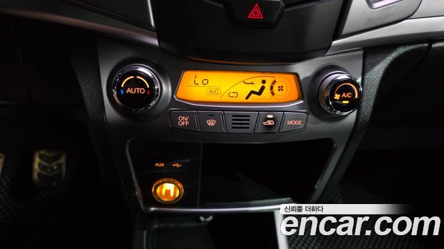 KG Mobility (SsangYong) Korando C 2.0 CVS 2WD High-Deluxe 2014 — фото 17