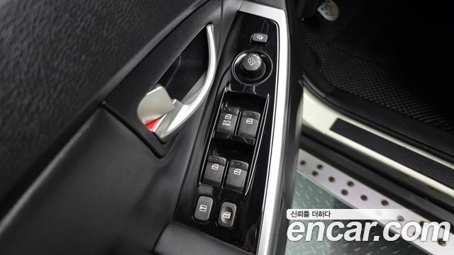 KG Mobility (SsangYong) Korando C 2.0 CVS 2WD High-Deluxe 2014 — фото 18