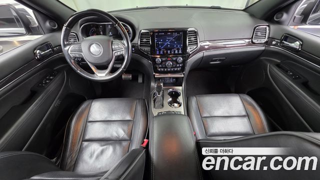 Jeep Grand Cherokee 3.6 Overland WK2 2021 — фото 7