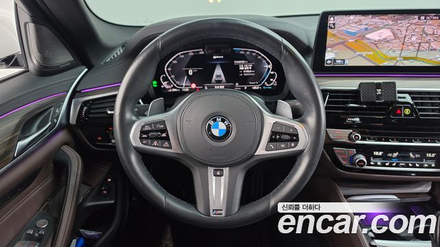 BMW 5 Series (G30) 530e M Sport 2021 — фото 18