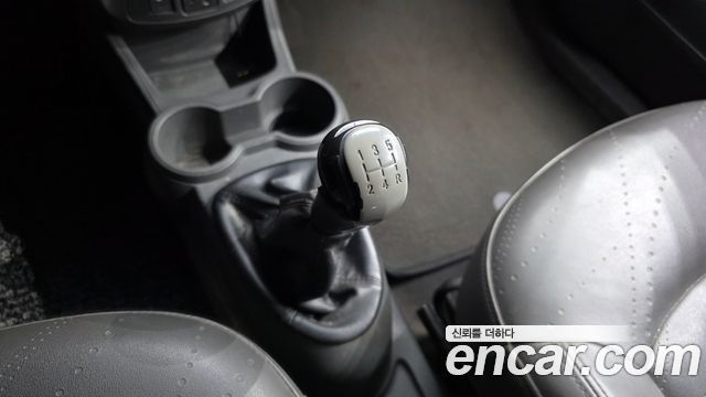 Chevrolet Spark LPG LT Standard 2014 — фото 9