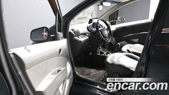 Chevrolet Spark LPG LT Standard 2014 — фото 10