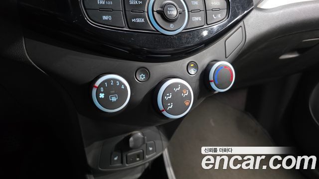 Chevrolet Spark LPG LT Standard 2014 — фото 17