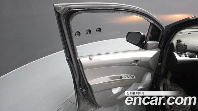 Chevrolet Spark LPG LT Standard 2014 — фото 24