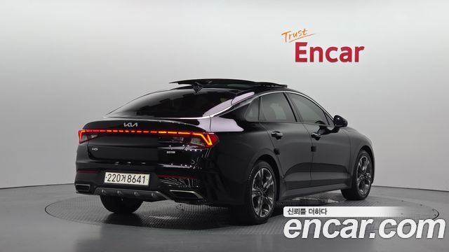 Kia K5 Hybrid (III) Signature 2023 — фото 2