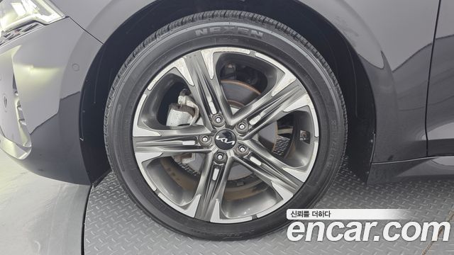Kia K5 Hybrid (III) Signature 2023 — фото 5