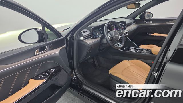 Kia K5 Hybrid (III) Signature 2023 — фото 10