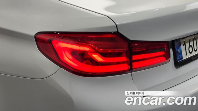 BMW 5 Series (G30) 520d M Sport Package Plus 2020 — фото 23