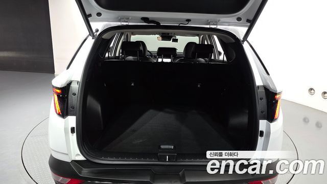 Hyundai Tucson (NX4) Diesel 2.0 2WD Inspiration 2022 — фото 39