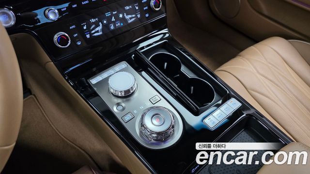 Genesis G80 (RG3) Gasoline 2.5 Turbo AWD 2025 — фото 9